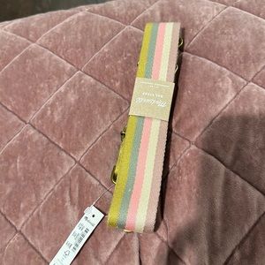 Madewell adjustable crossbody bag strap.